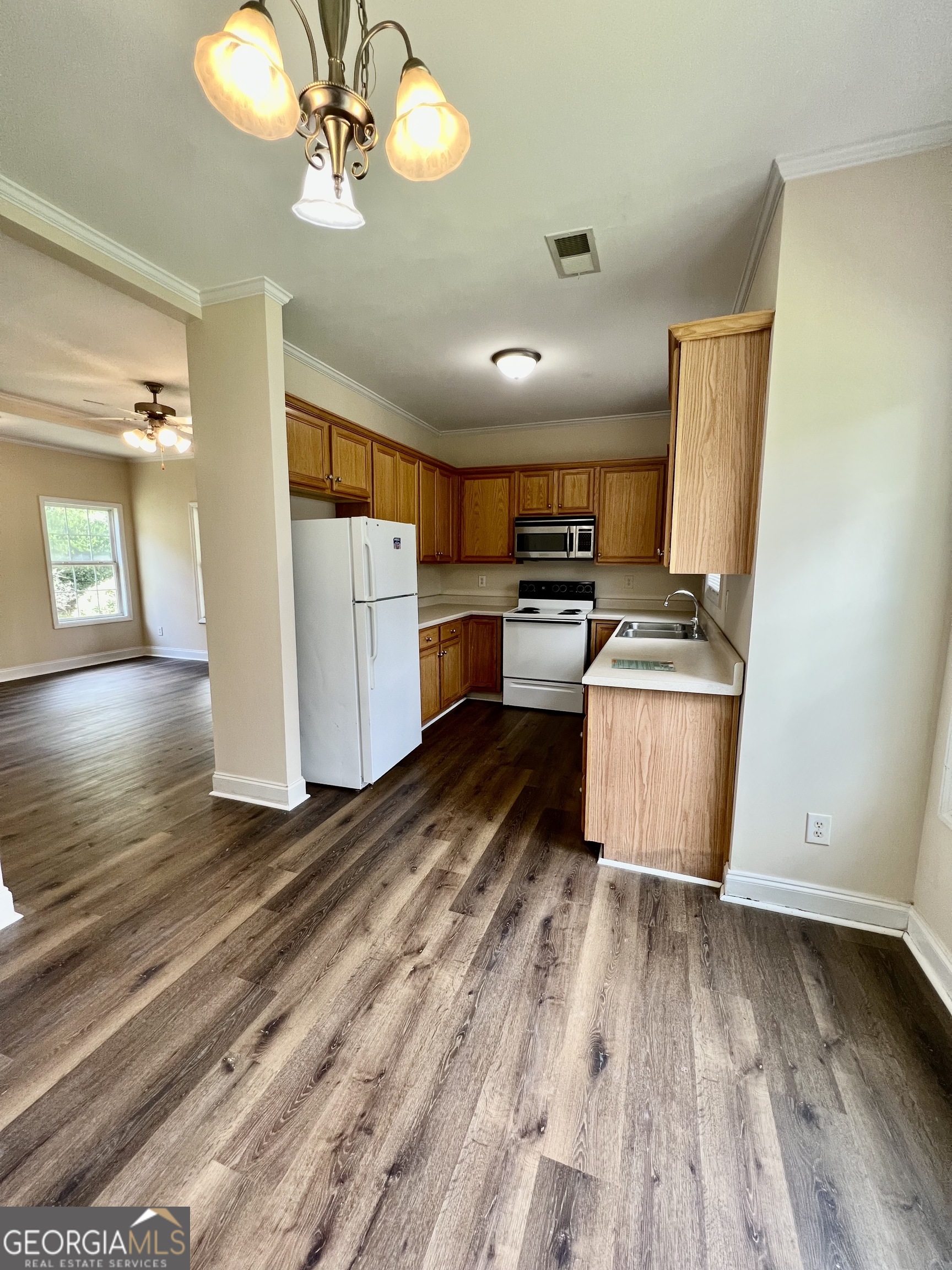 160 Trail Creek Street Athens, GA 30601 - Photo 3 of 9