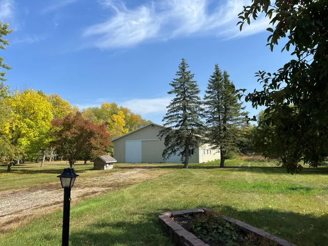 $399,900 | 14199 Riverbend Trail, Thief River Falls, MN 56701