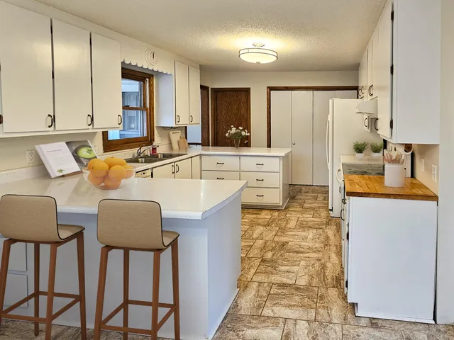 $399,900 | 14199 Riverbend Trail, Thief River Falls, MN 56701