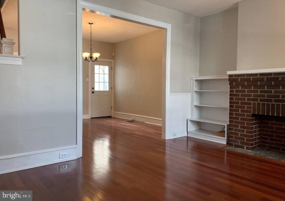 272 Kalos Street Philadelphia, PA 19128 - Photo 9 of 21 wooden floor in an empty room