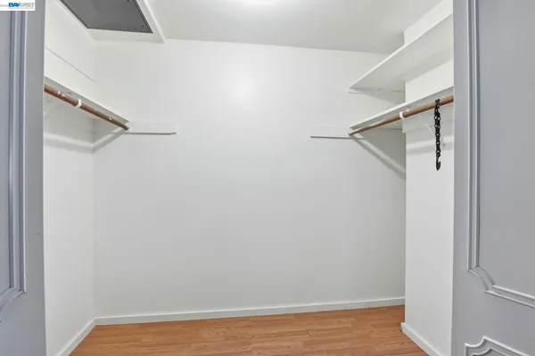 $1,250,000 | 2550 Damuth Street, Oakland, CA 94602