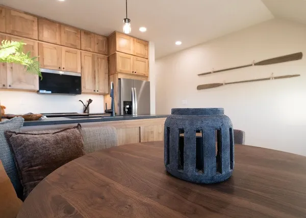 $730,000 | 114-116 East Lakeview Drive, Silver Bay, MN 55614