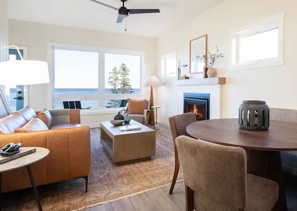 $730,000 | 114-116 East Lakeview Drive, Silver Bay, MN 55614
