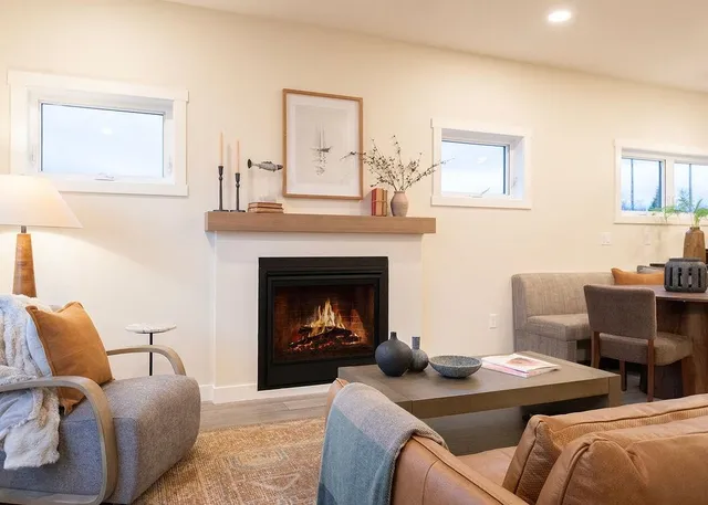 $730,000 | 114-116 East Lakeview Drive, Silver Bay, MN 55614