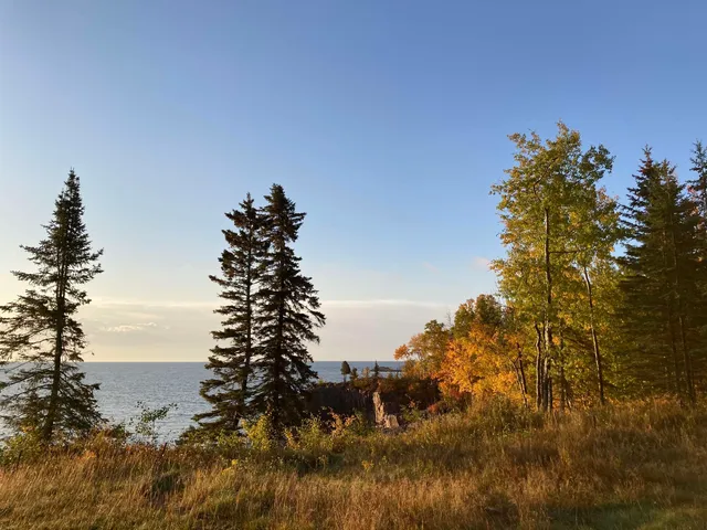 $730,000 | 114-116 East Lakeview Drive, Silver Bay, MN 55614