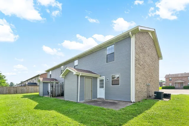 $950 | 273 Northridge Drive, Unit 4, Clarksville, TN 37042
