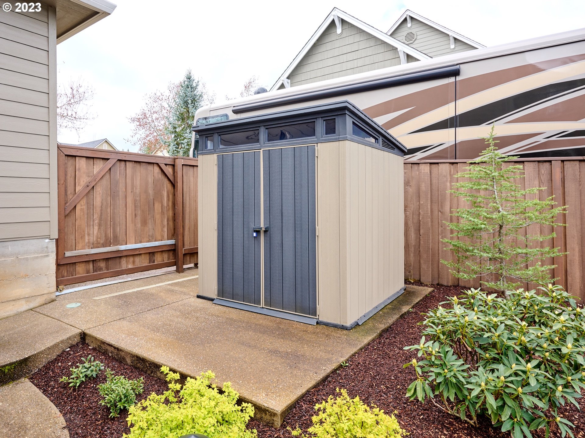 104 Breyonna Way Silverton, OR 97381 - Photo 36 of 45 a backyard of a house with a outdoor space