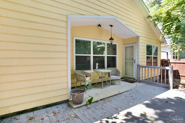 $2,100 | 5920 North Bay Point Drive, Pensacola, FL 32507