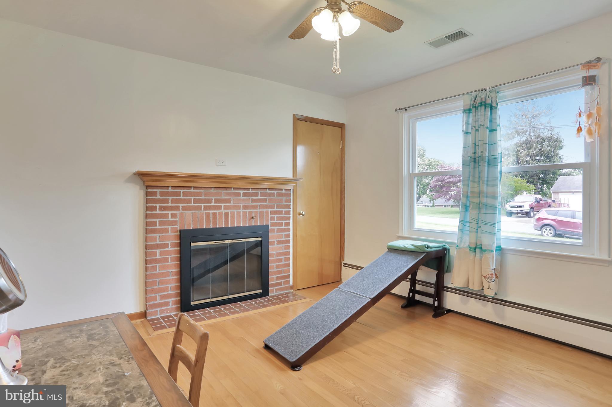 9709 Clover Heights Road Hagerstown, MD 21740 - Photo 15 of 37 Bedroom