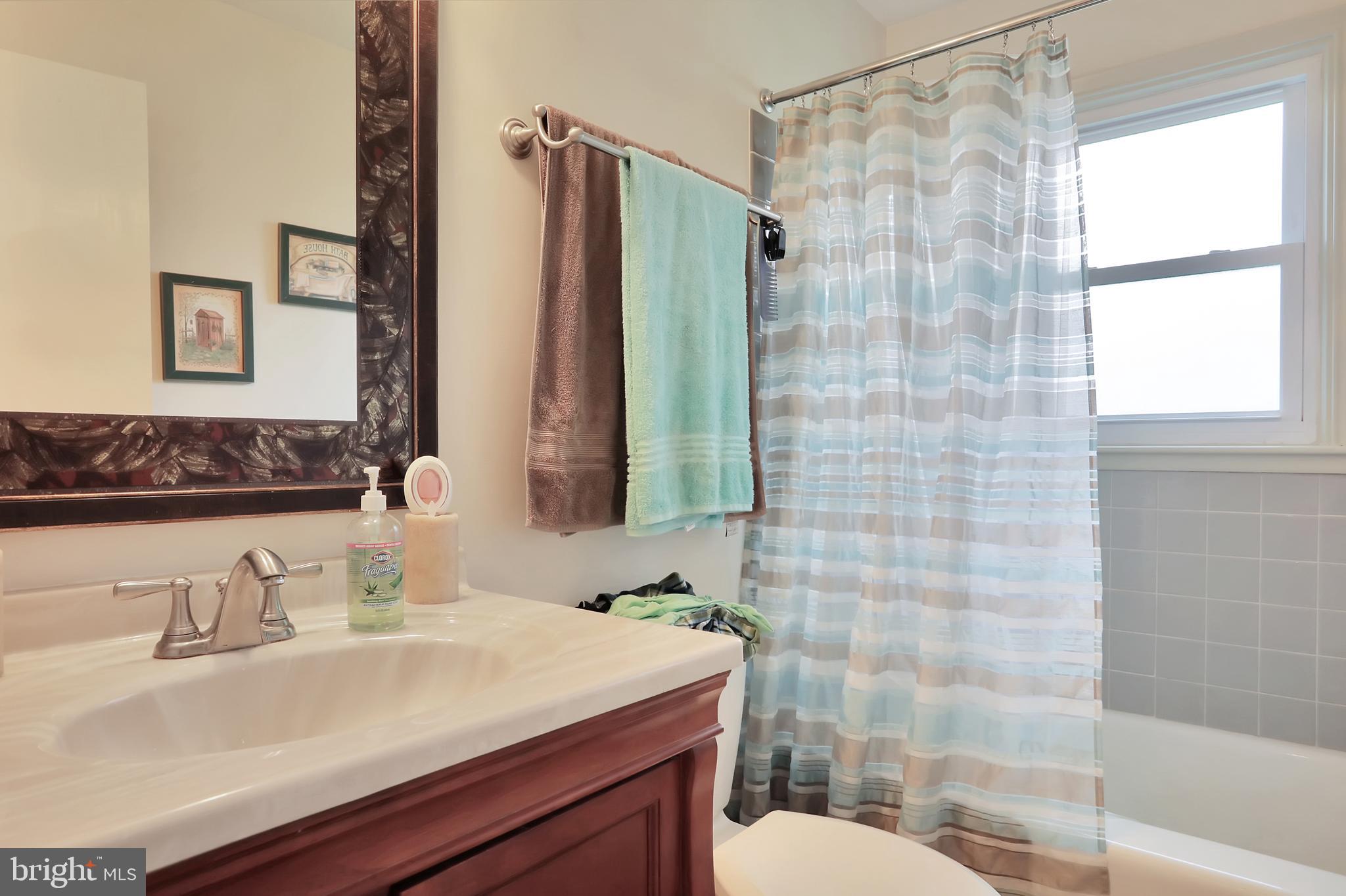 9709 Clover Heights Road Hagerstown, MD 21740 - Photo 16 of 37 Full Bath