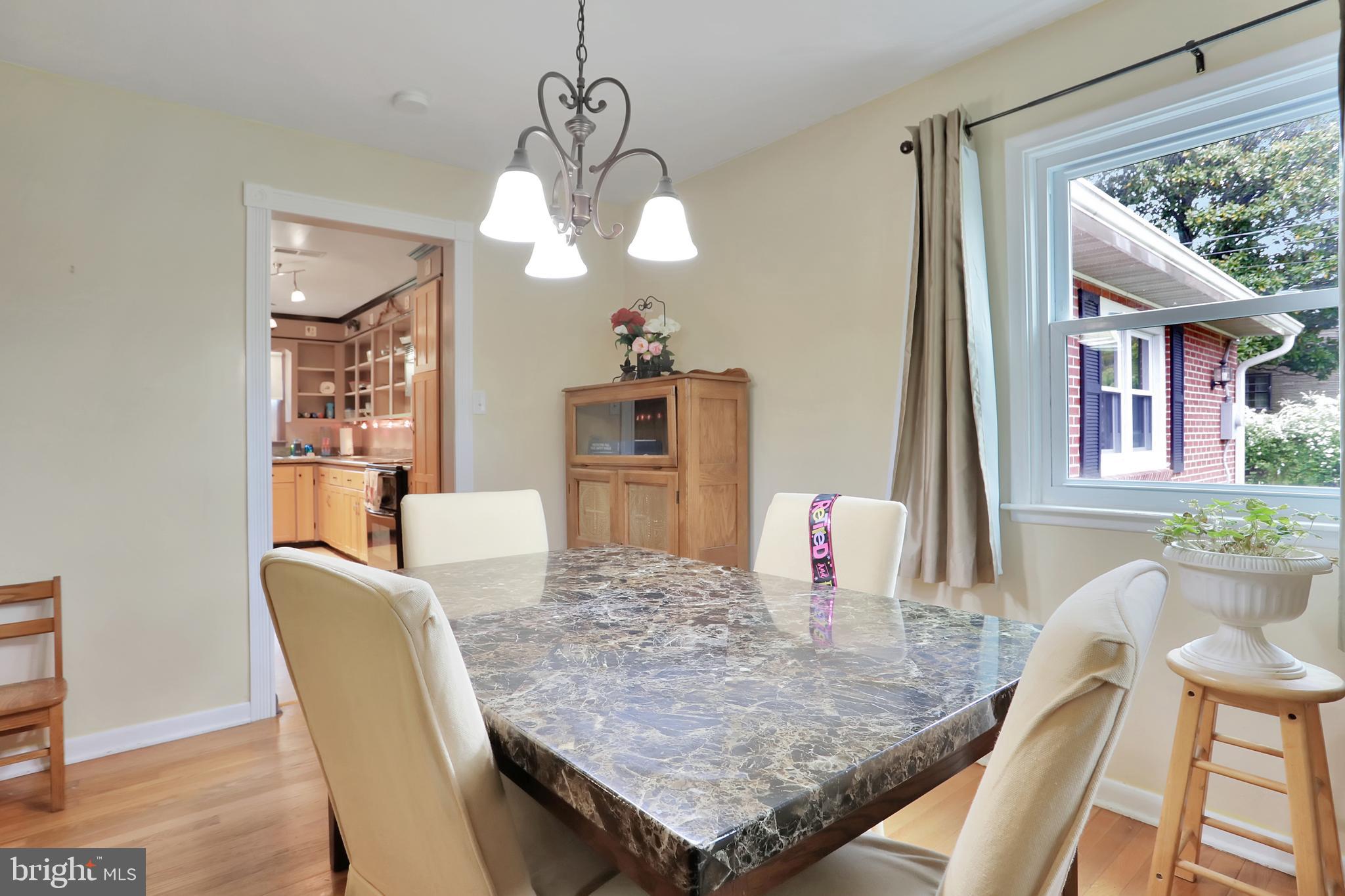 9709 Clover Heights Road Hagerstown, MD 21740 - Photo 6 of 37 Dining Room