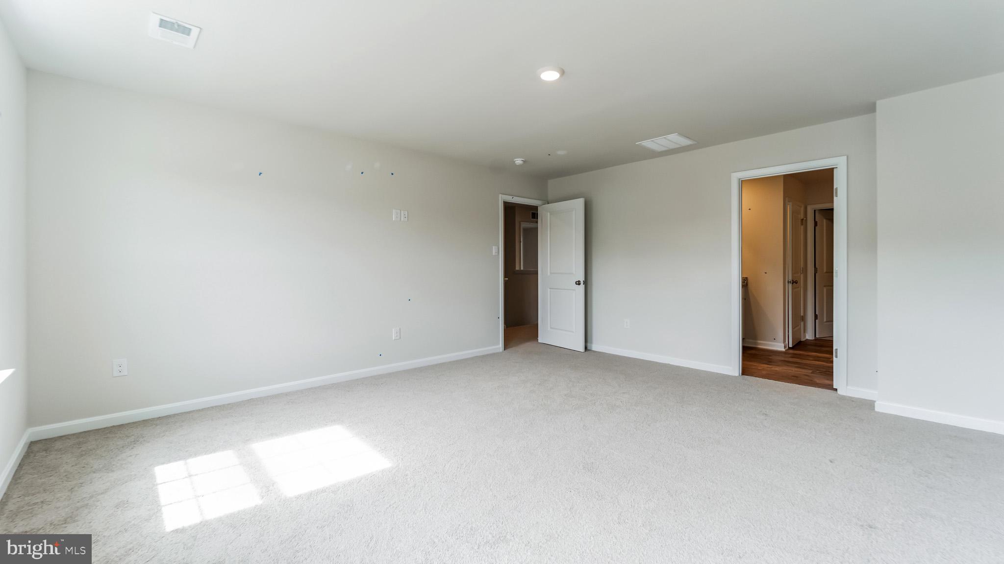 5305 Valley View Road Spring Grove, PA 17362 - Photo 13 of 28 Gallery Image 13
