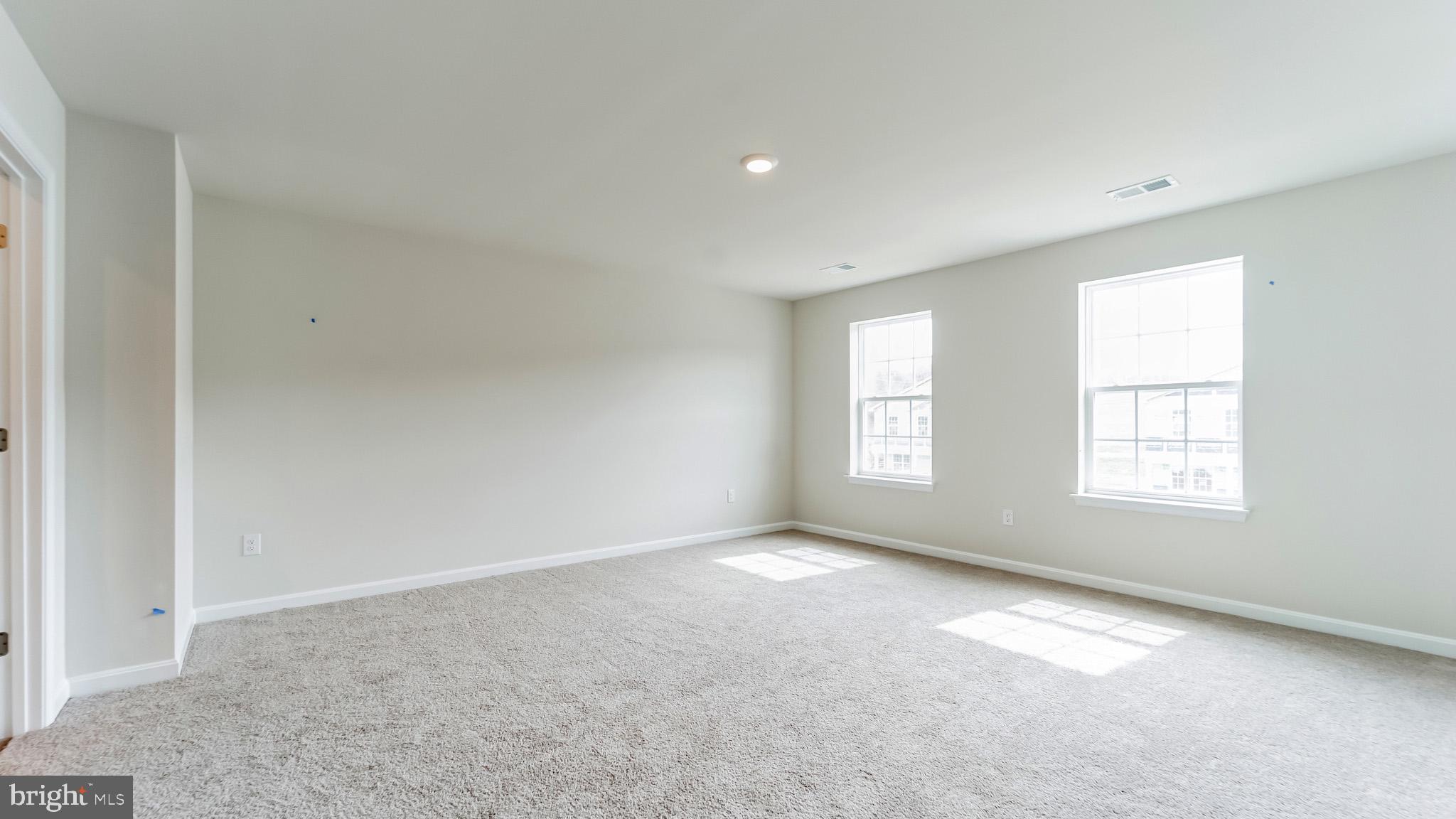 5305 Valley View Road Spring Grove, PA 17362 - Photo 8 of 28 Gallery Image 8