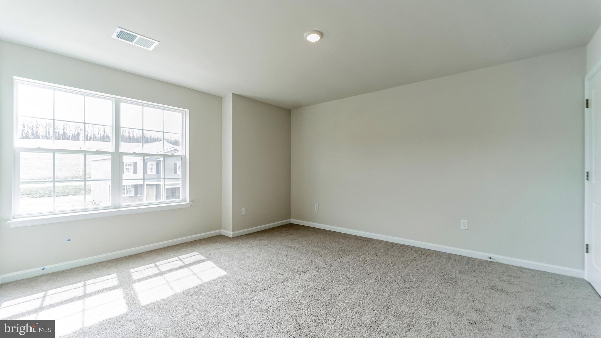 5305 Valley View Road Spring Grove, PA 17362 - Photo 9 of 28 Gallery Image 9