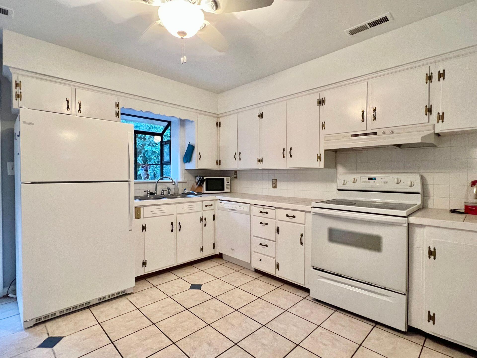 3022 Burnleigh Road Southwest Roanoke, VA 24014 - Photo 20 of 61 20