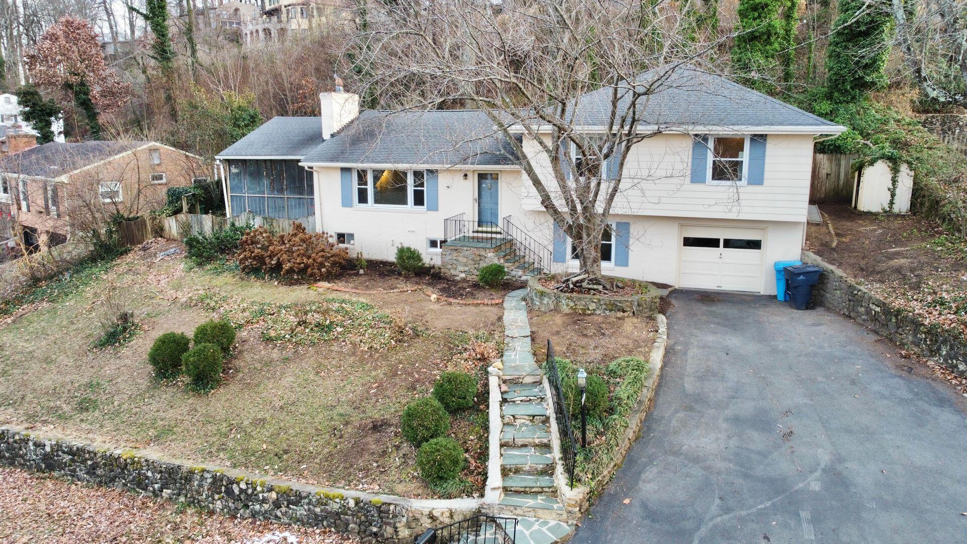 3022 Burnleigh Road Southwest Roanoke, VA 24014 - Photo 3 of 61 3