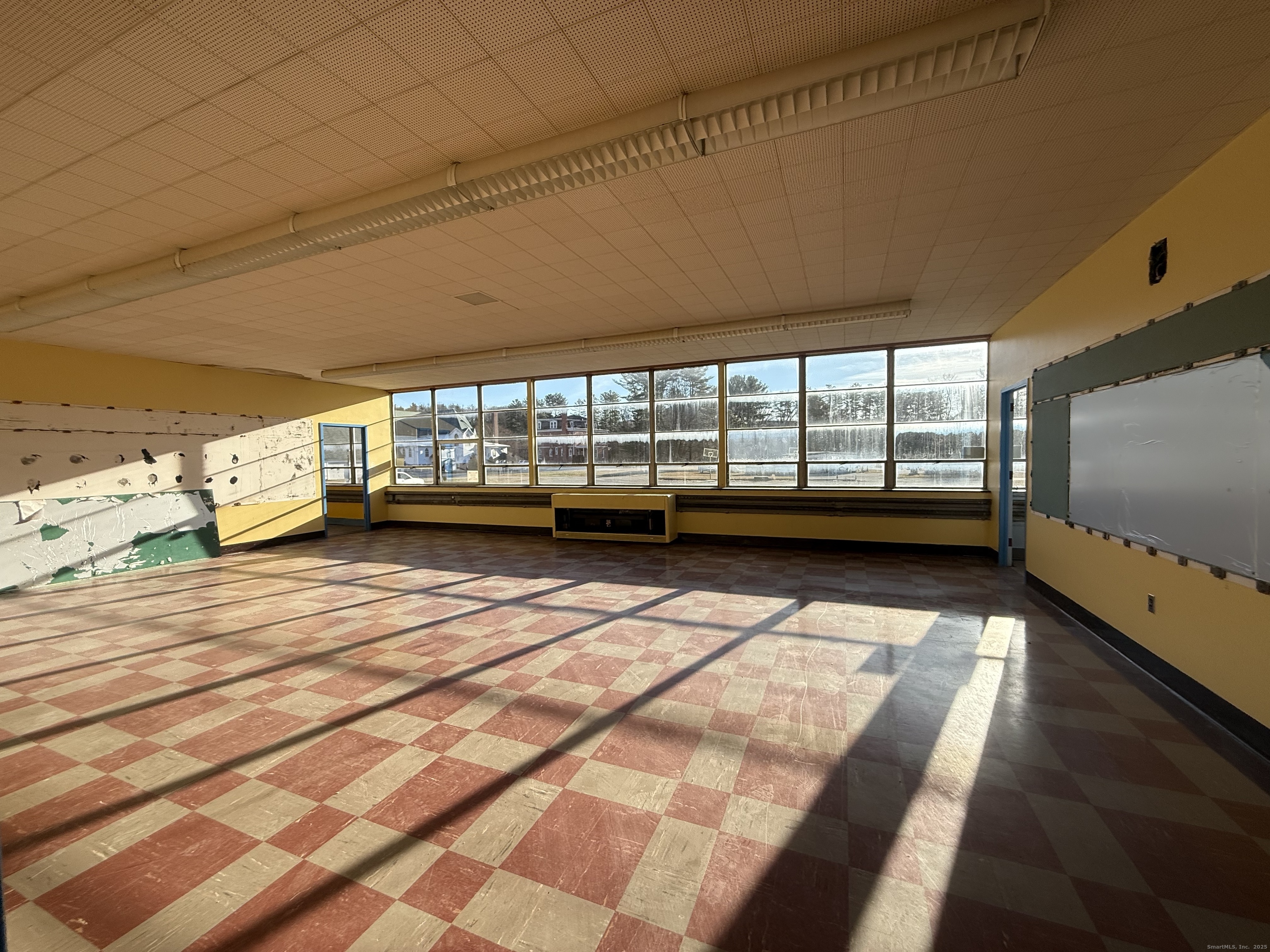 26 Main Street Thompson, CT 06255 - Photo 19 of 40