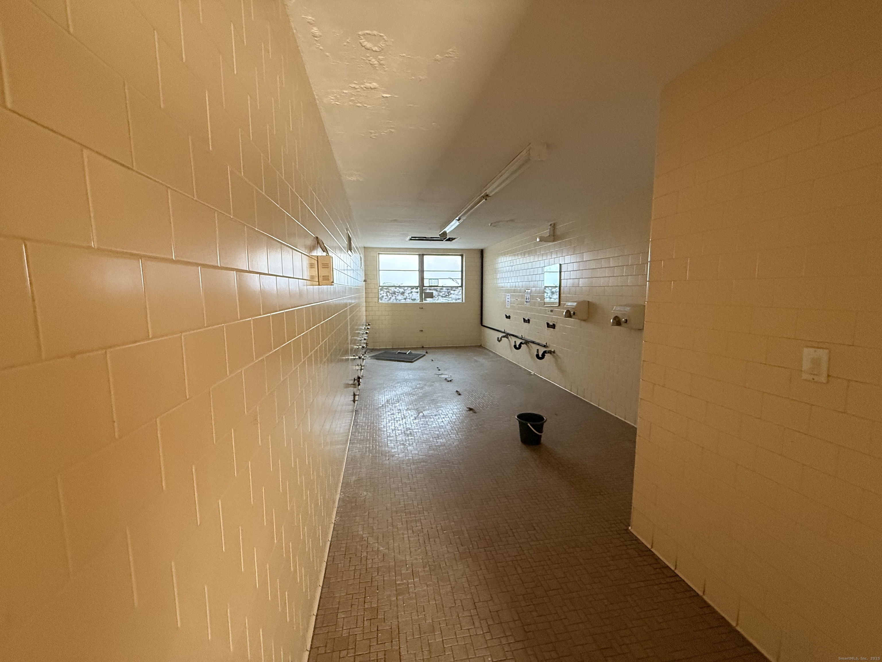 26 Main Street Thompson, CT 06255 - Photo 20 of 40