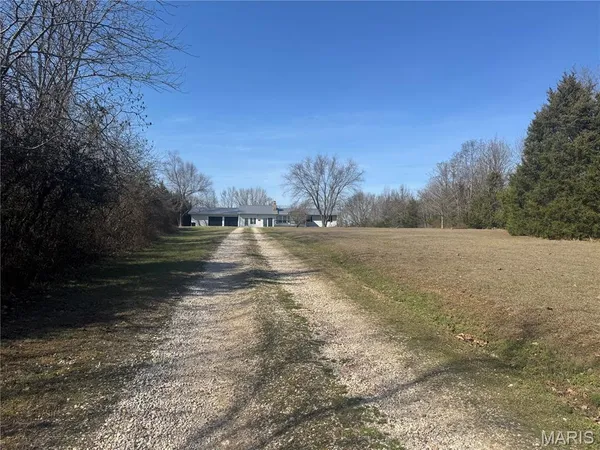 $249,900 | 13811 State Hwy O, Dixon, MO 65459