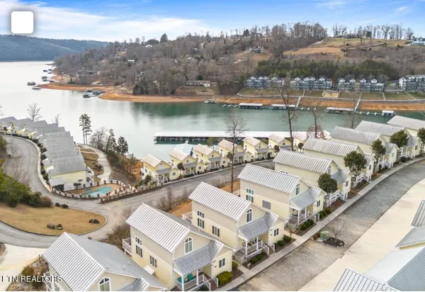 $430,000 | 131 North Deer Vlg Lane, Unit B, La Follette, TN 37766
