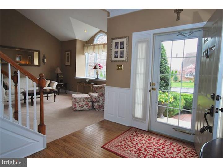 718 Scott Lane Wallingford, PA 19086 - Photo 2 of 24 Gallery Image 2