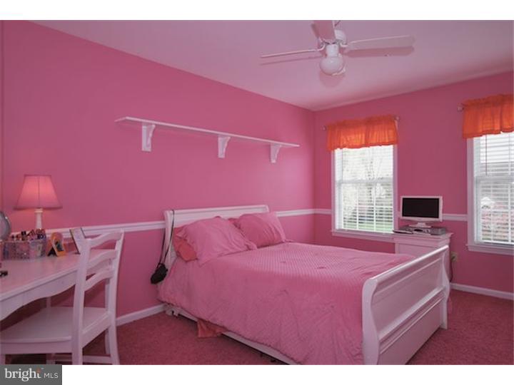 718 Scott Lane Wallingford, PA 19086 - Photo 12 of 24 Gallery Image 12