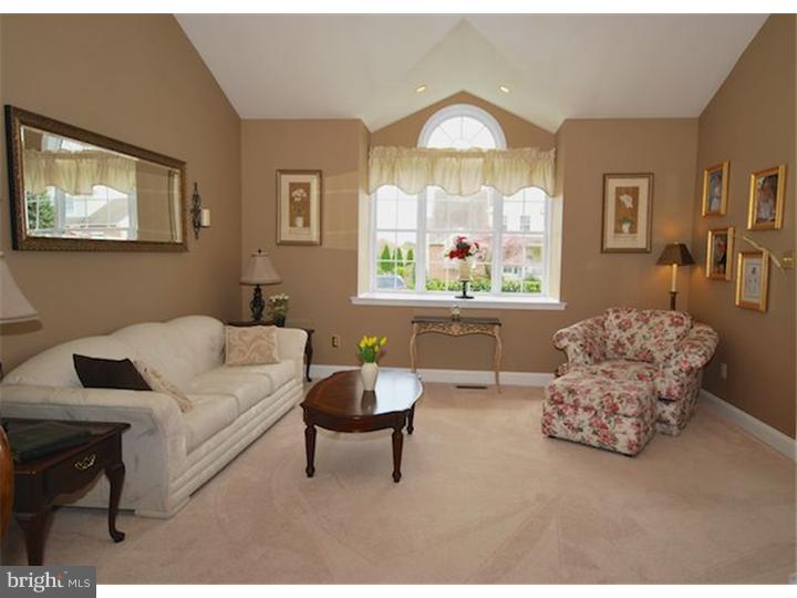 718 Scott Lane Wallingford, PA 19086 - Photo 3 of 24 Gallery Image 3