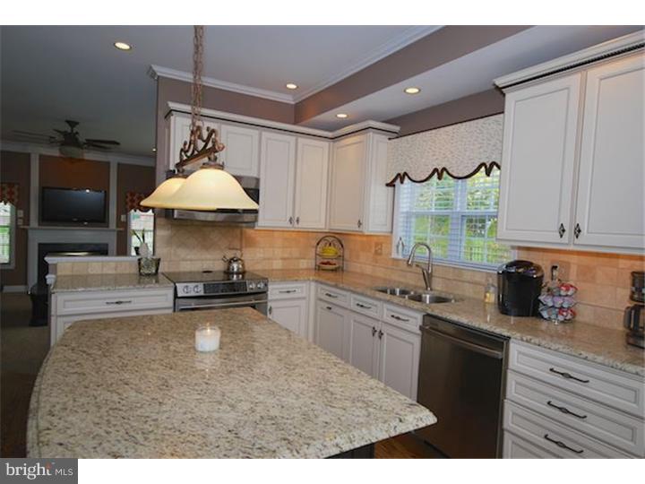718 Scott Lane Wallingford, PA 19086 - Photo 6 of 24 Gallery Image 6