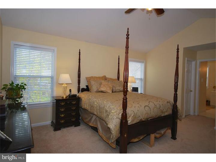 718 Scott Lane Wallingford, PA 19086 - Photo 9 of 24 Gallery Image 9