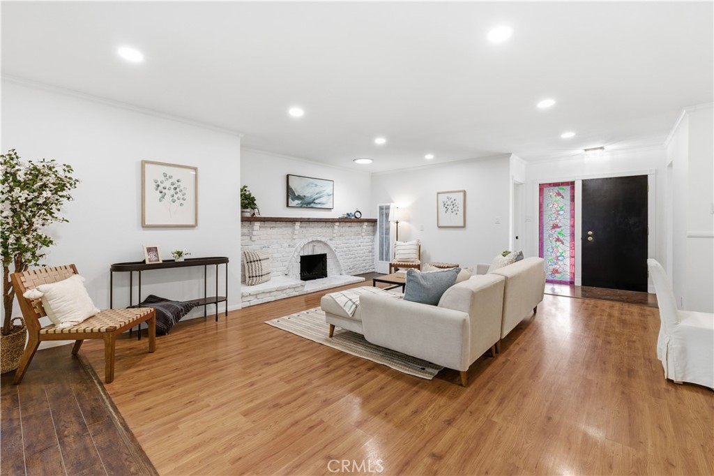 3327 North Studebaker Road Long Beach, CA 90808 - Photo 5 of 31 This is the view towards the front door