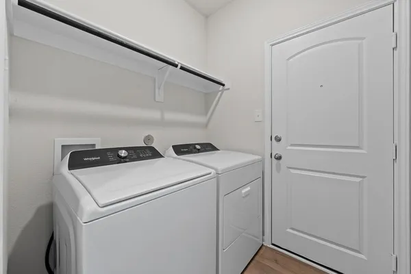 $2,310 | 104 Magnolia Boulevard, Hutchins, TX 75141