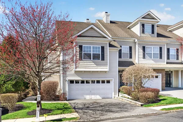 $615,000 | 38 Putters Way, Middletown, NY 10940