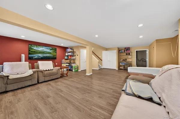 $615,000 | 38 Putters Way, Middletown, NY 10940