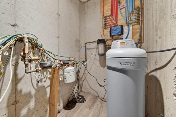 $615,000 | 38 Putters Way, Middletown, NY 10940