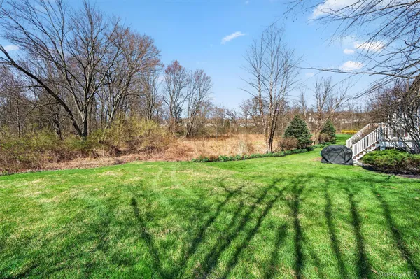 $615,000 | 38 Putters Way, Middletown, NY 10940