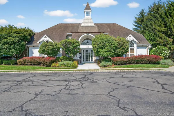 $615,000 | 38 Putters Way, Middletown, NY 10940