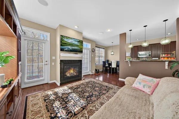 $615,000 | 38 Putters Way, Middletown, NY 10940