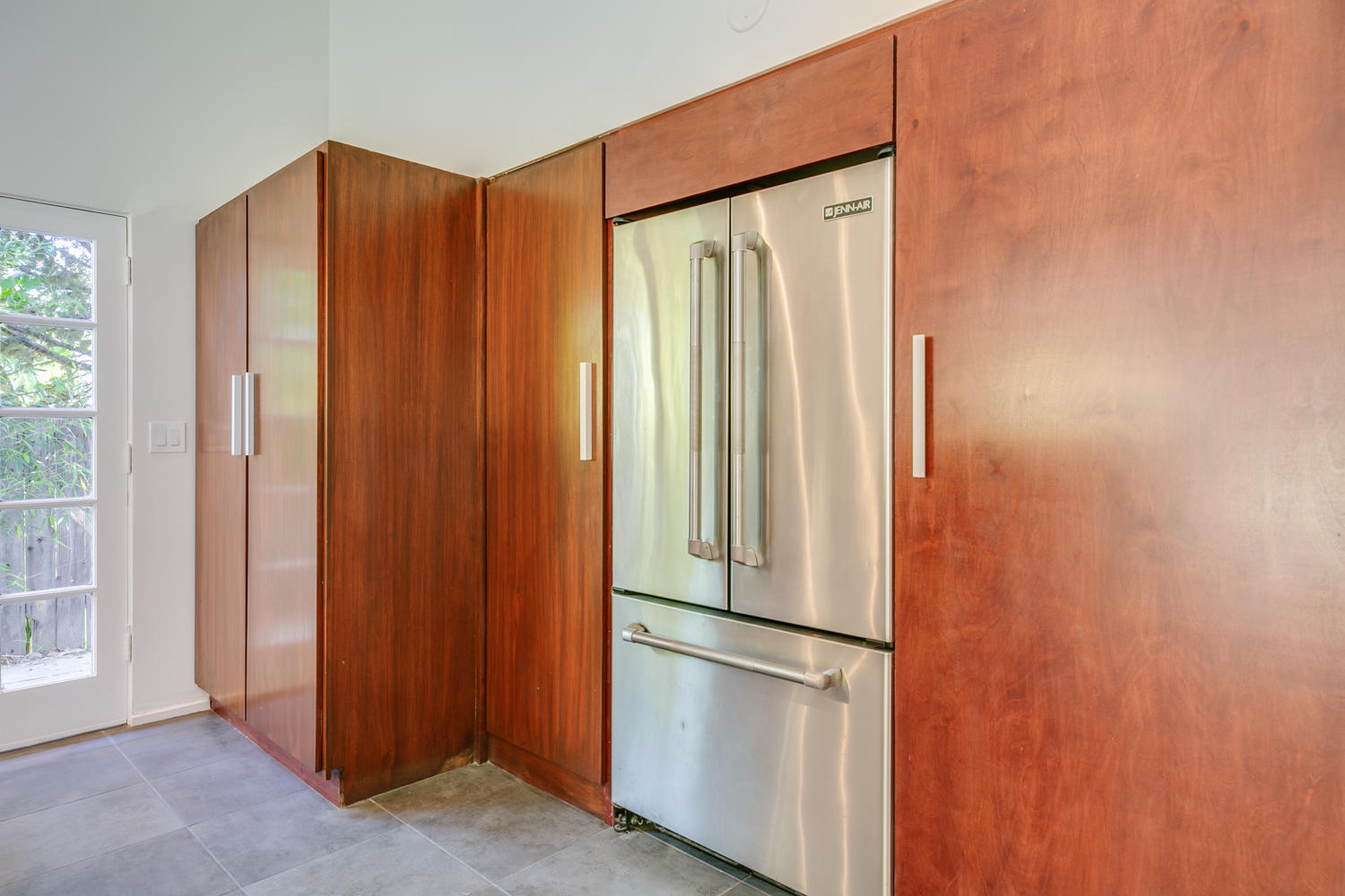 838 Meigs Road Santa Barbara, CA 93109 - Photo 13 of 29 TwoFishDigital_838Meigs-13