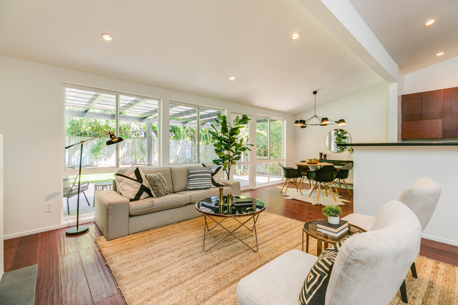 838 Meigs Road Santa Barbara, CA 93109 - Photo 7 of 29 TwoFishDigital_838Meigs-7
