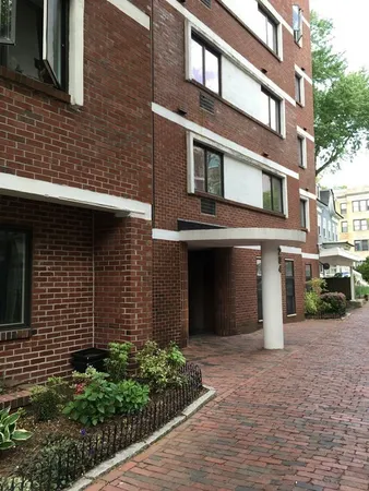 $1,875 | 284 Harvard Street, Unit 55, Cambridge, MA 02139
