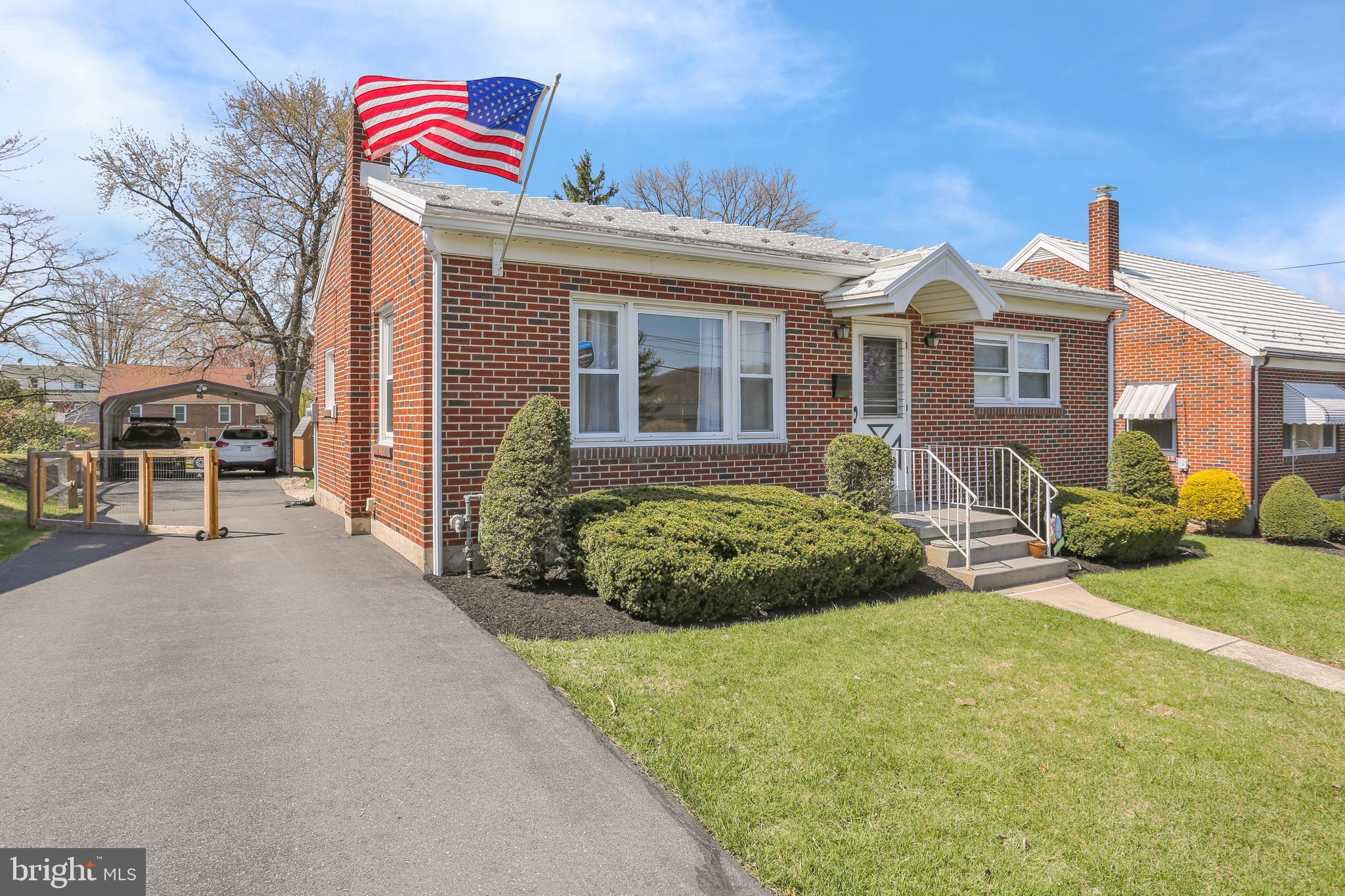 3544 Ridgeway Street Reading, PA 19605 - Photo 2 of 22