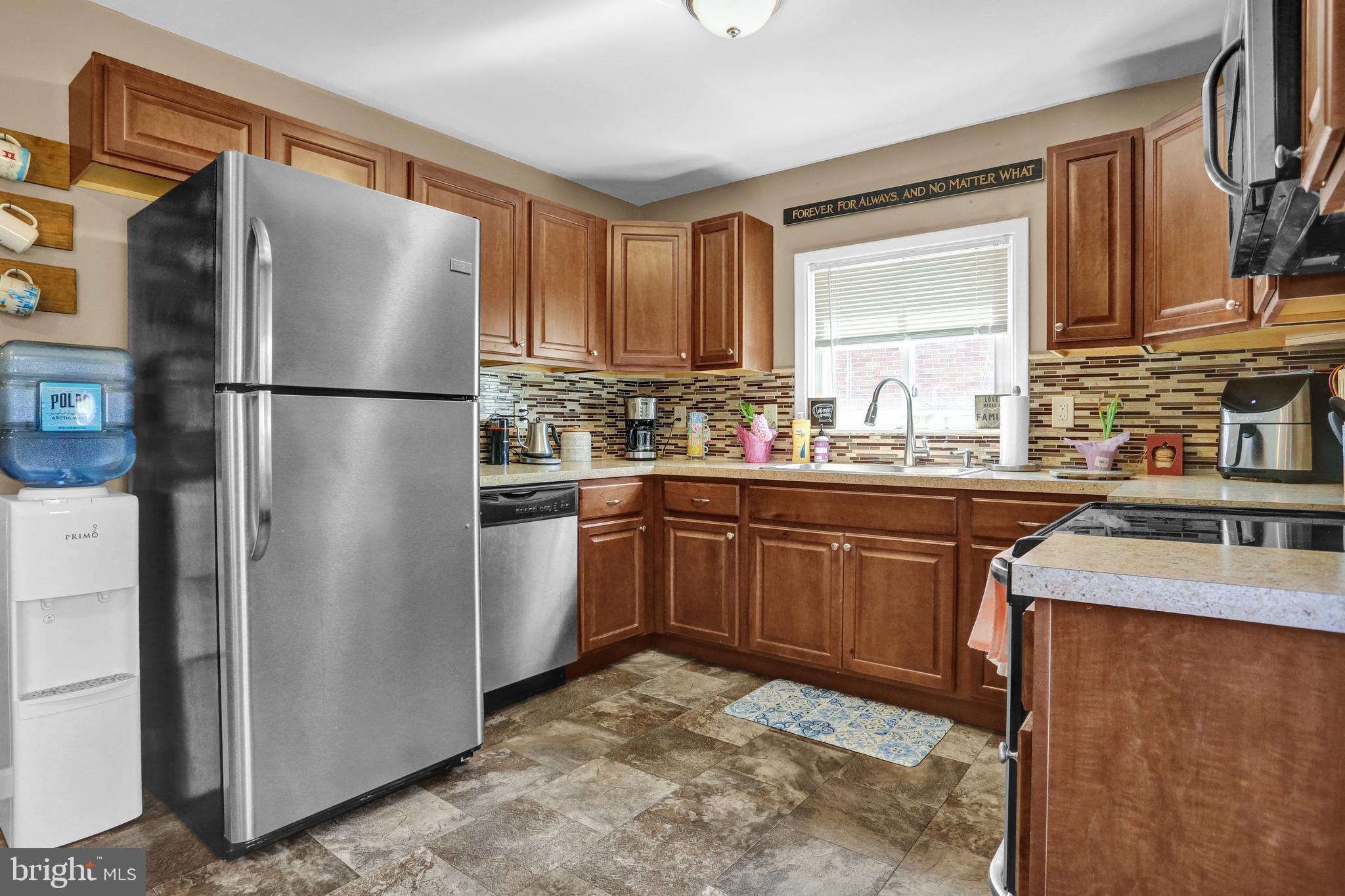 3544 Ridgeway Street Reading, PA 19605 - Photo 6 of 22