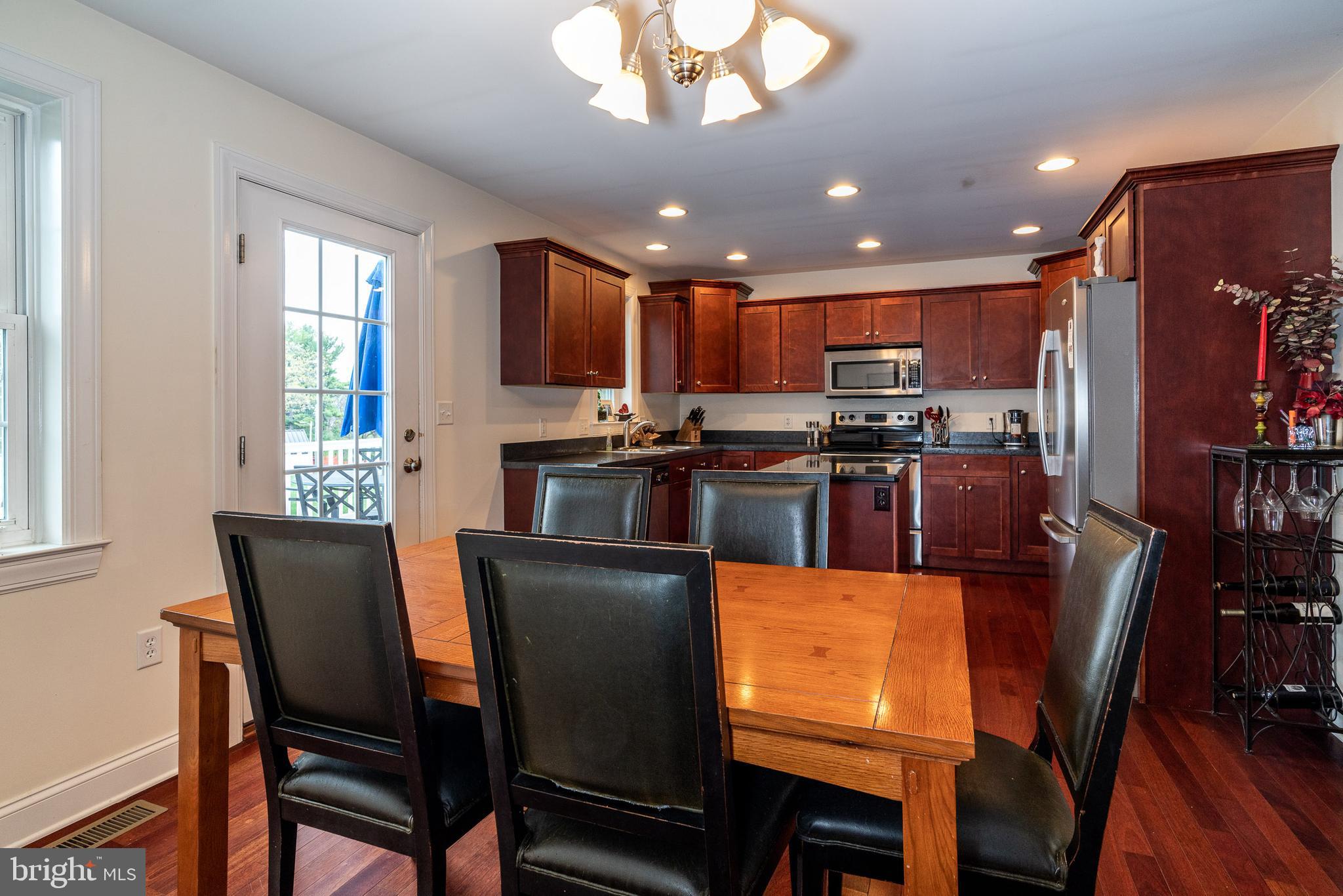 128 Baneberry Lane Lititz, PA 17543 - Photo 11 of 35 Gallery Image 11
