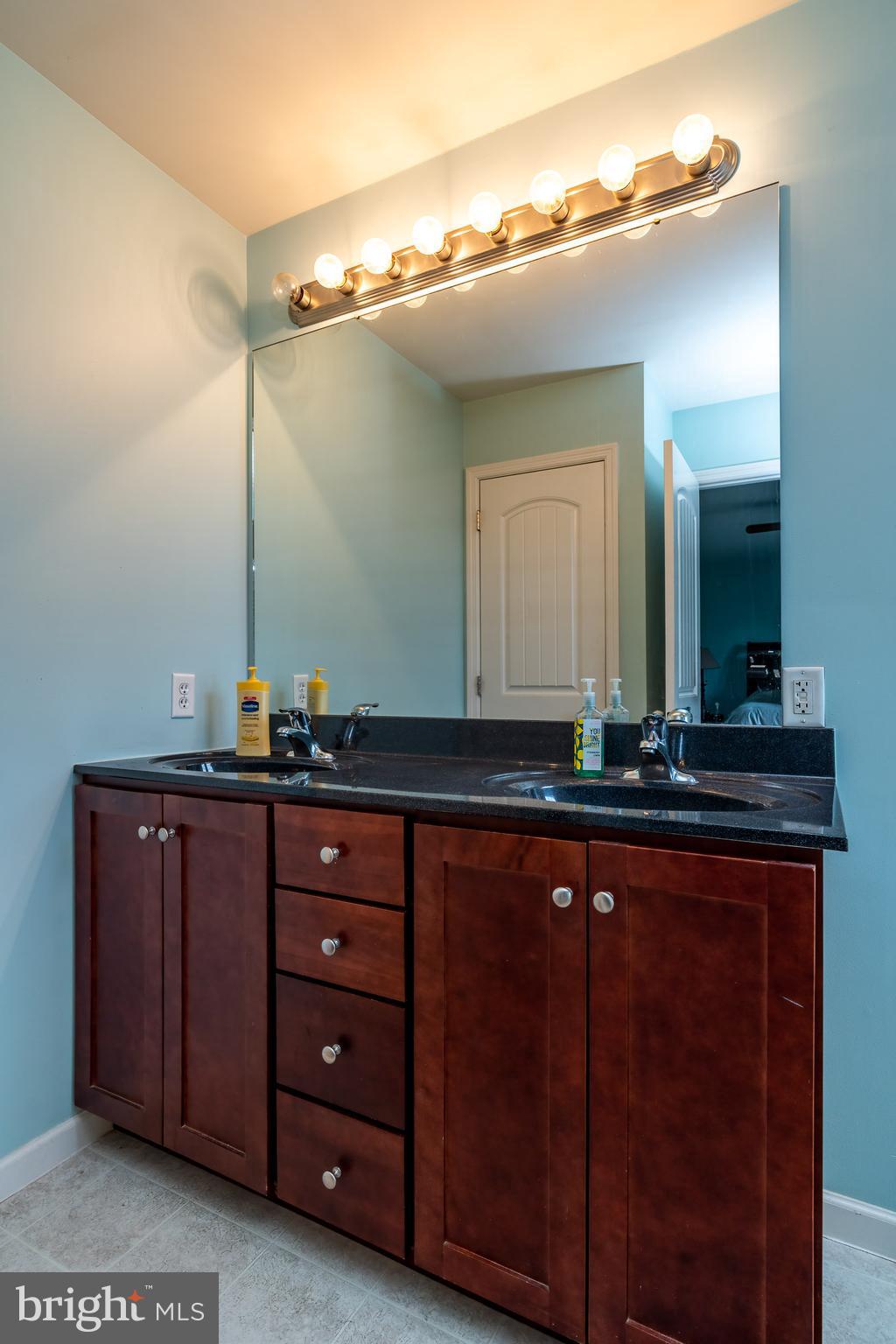 128 Baneberry Lane Lititz, PA 17543 - Photo 19 of 35 Gallery Image 19