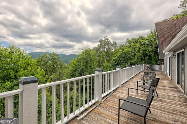 $589,000 | 119 Buttermilk Circle, Sky Valley, GA 30537