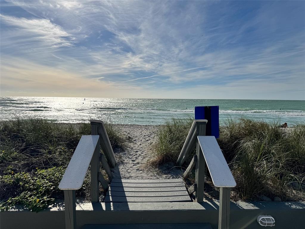902 Gibbs Road, Unit 283 Venice, FL 34285 - Photo 18 of 32 Gallery Image 18