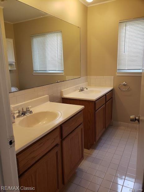 29649 Schoenherr Road Warren, MI 48088 - Photo 7 of 17