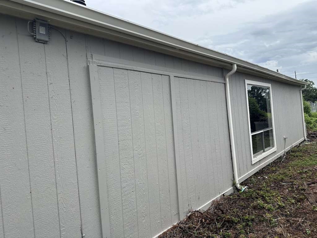 11807 South Youngwood Lane Houston, TX 77043 - Photo 12 of 13 a close view of closet