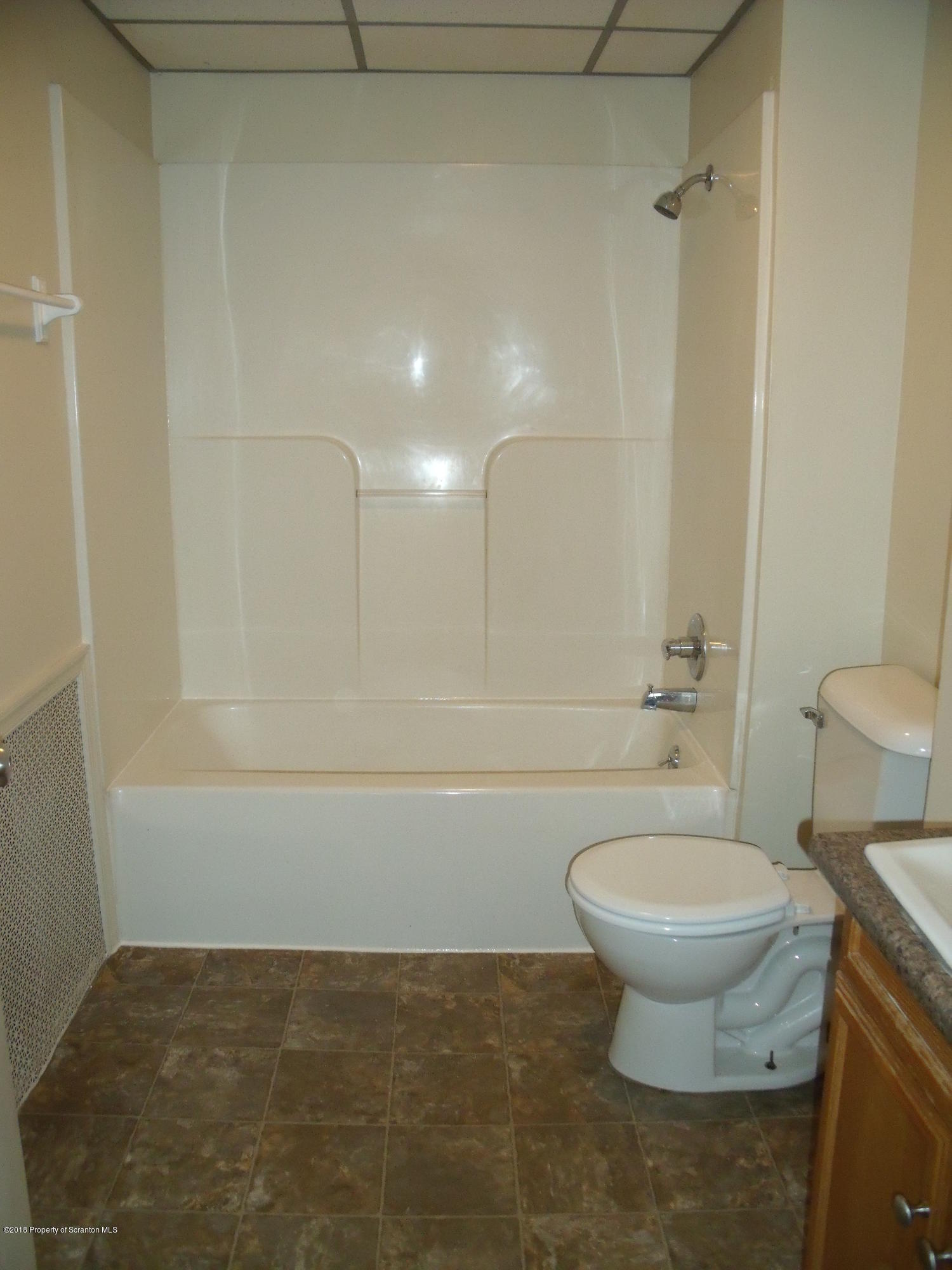926 Green Ridge Street Scranton, PA 18509 - Photo 25 of 33 Gallery Image 25