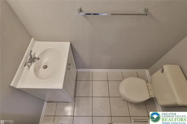 $241,000 | 117 Brandywine Drive, Bethlehem, PA 18020